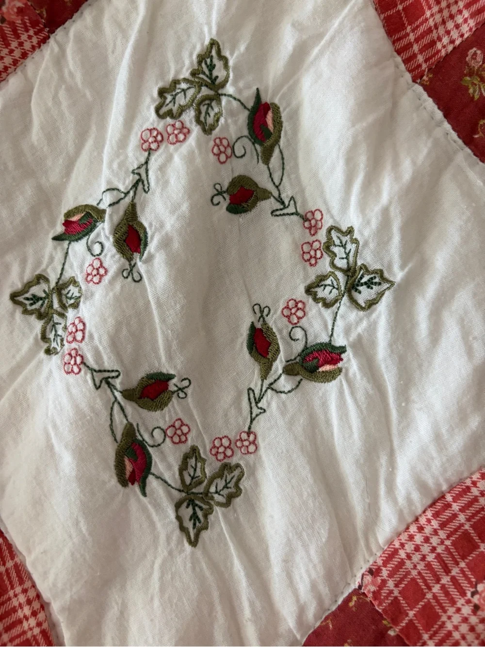Vintage Wedding Ring Fall Autumn Quilt Floral Backside  + Embroidered